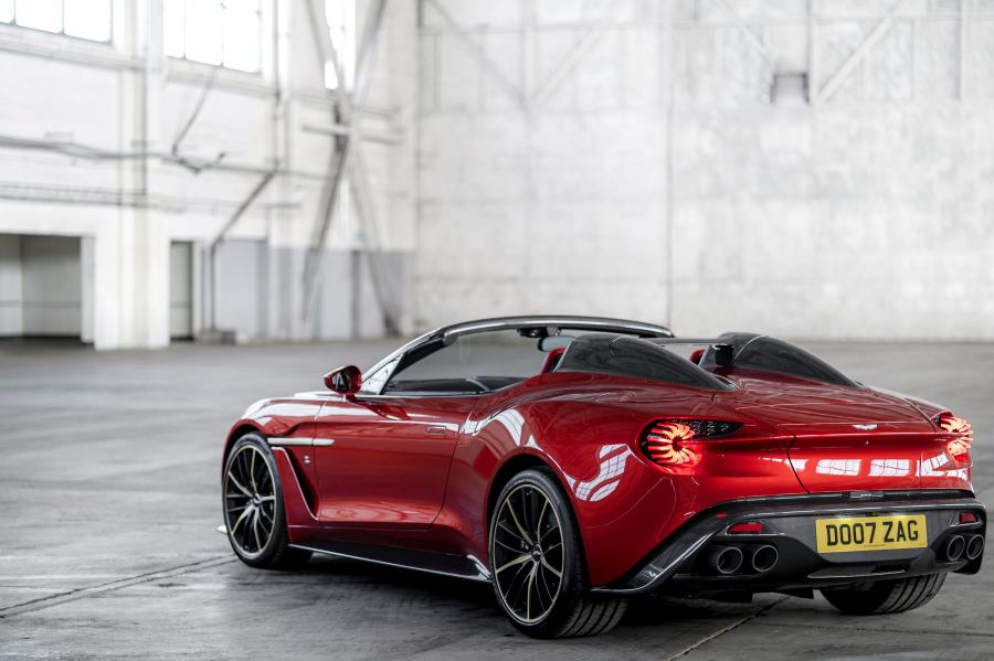  Aston Martin Vanquish Zagato Speedster 2018 года  (UK) (фото 20 из 52)